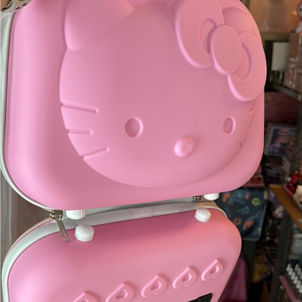 Pink Hello Kitty Hard Shell Case